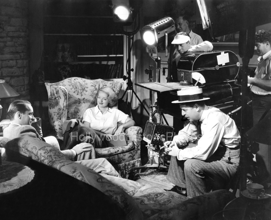 Bette Davis 1935 1 Dangerous Franchot Tone Alfred E Green wm.jpg